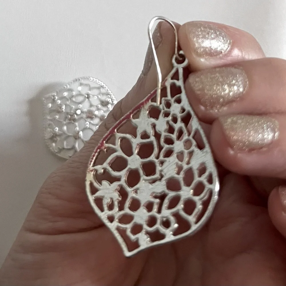 Boho Flower Filigree Earrings Vintage Teardrop Women’s Earrings